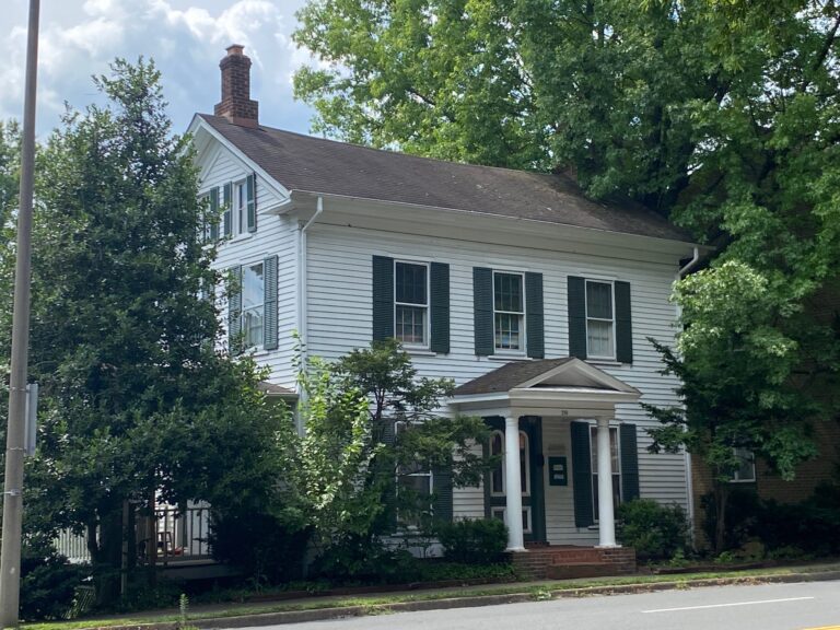 Picture of 258 N Washington St Historic House