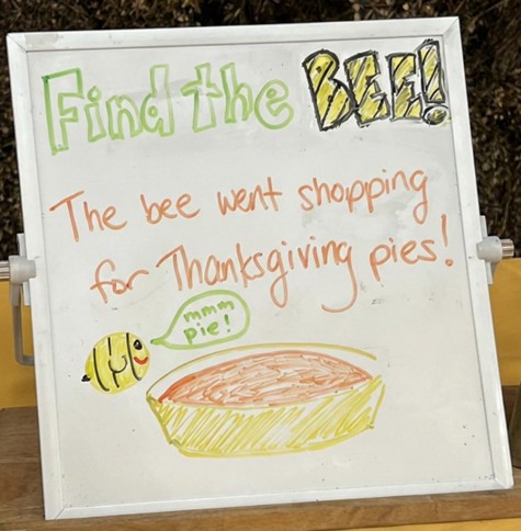 market bee sign.